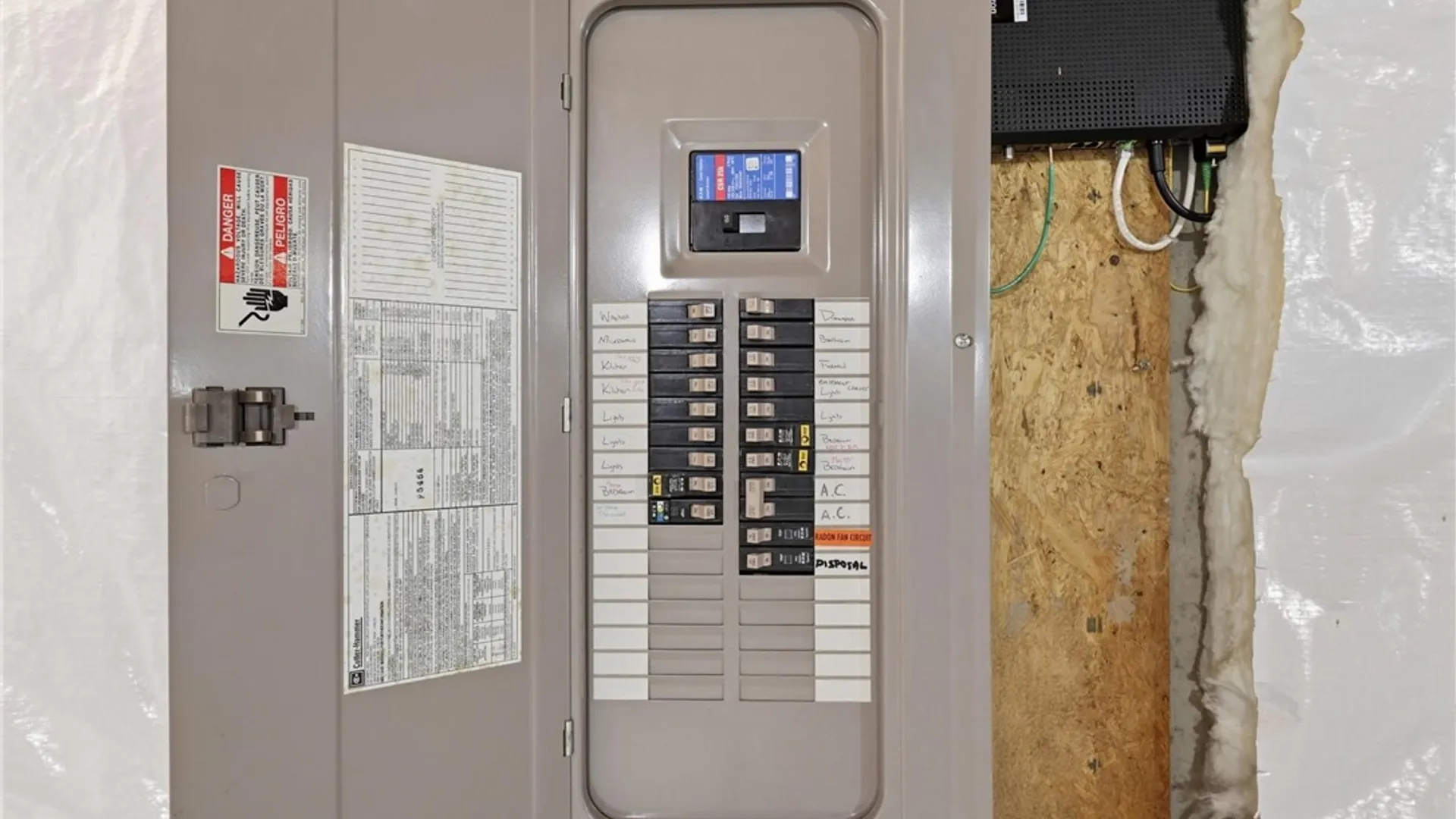 Property at 98 Morris Crescent, West Seneca, NY 14224 33