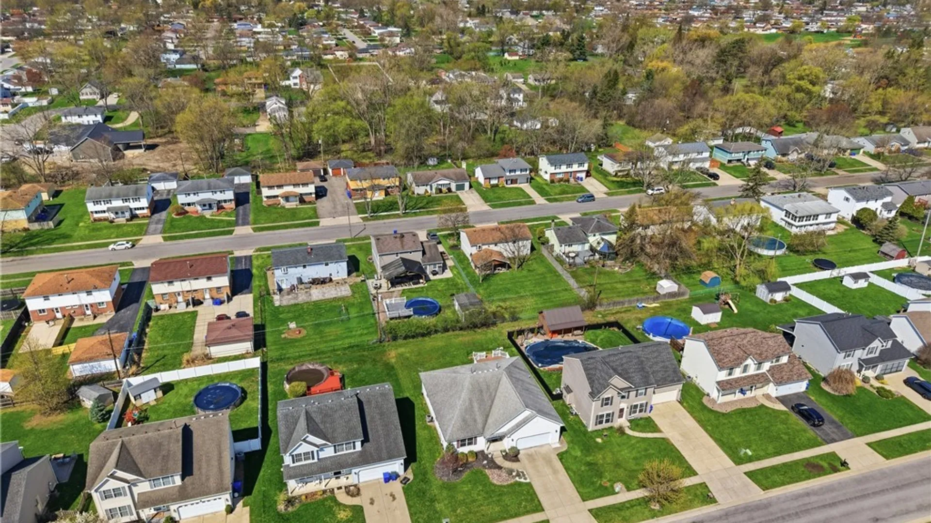 Property at 98 Morris Crescent, West Seneca, NY 14224 40