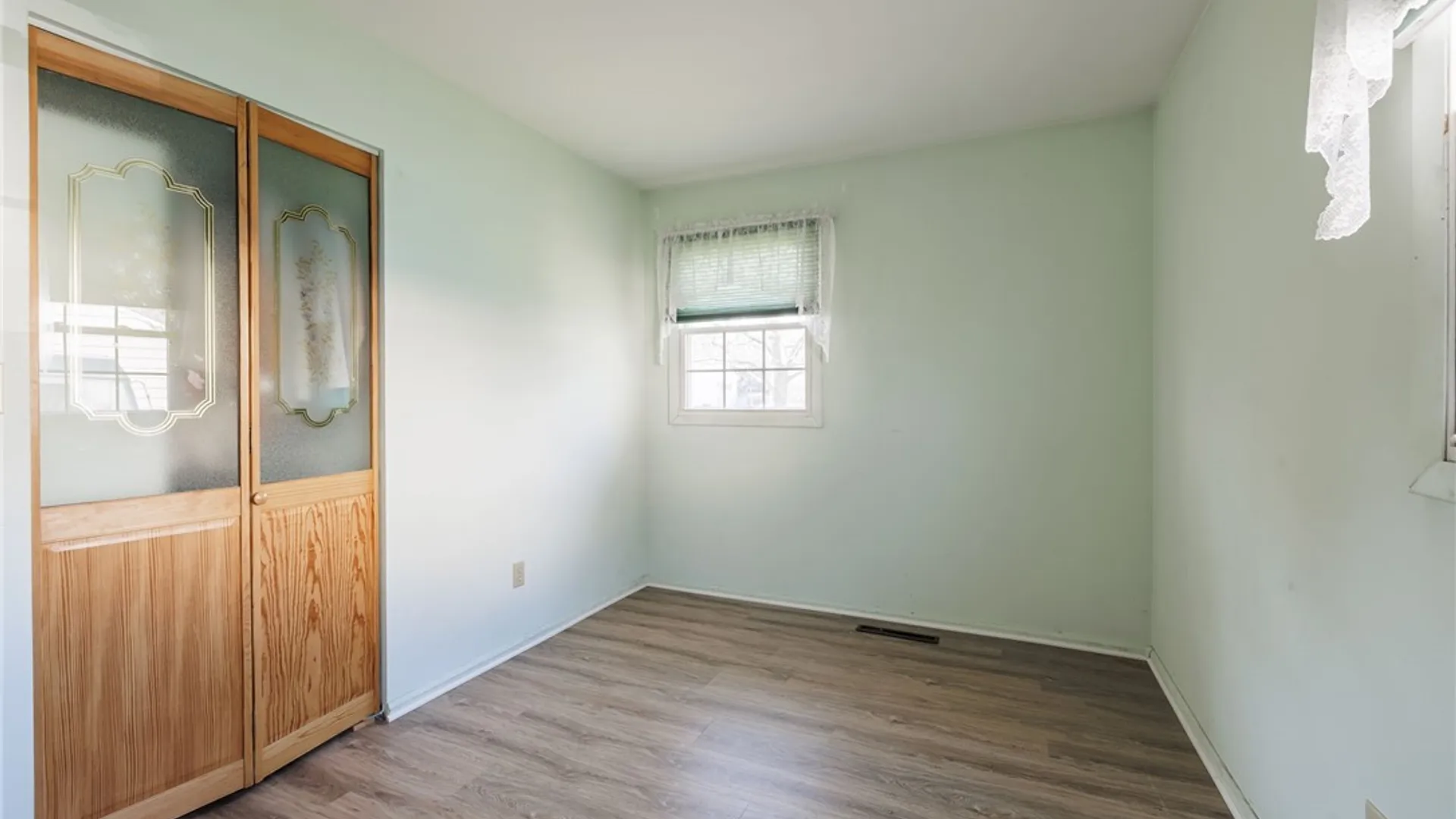 Property at 302 Wellington Road, Webster, NY 14580 14