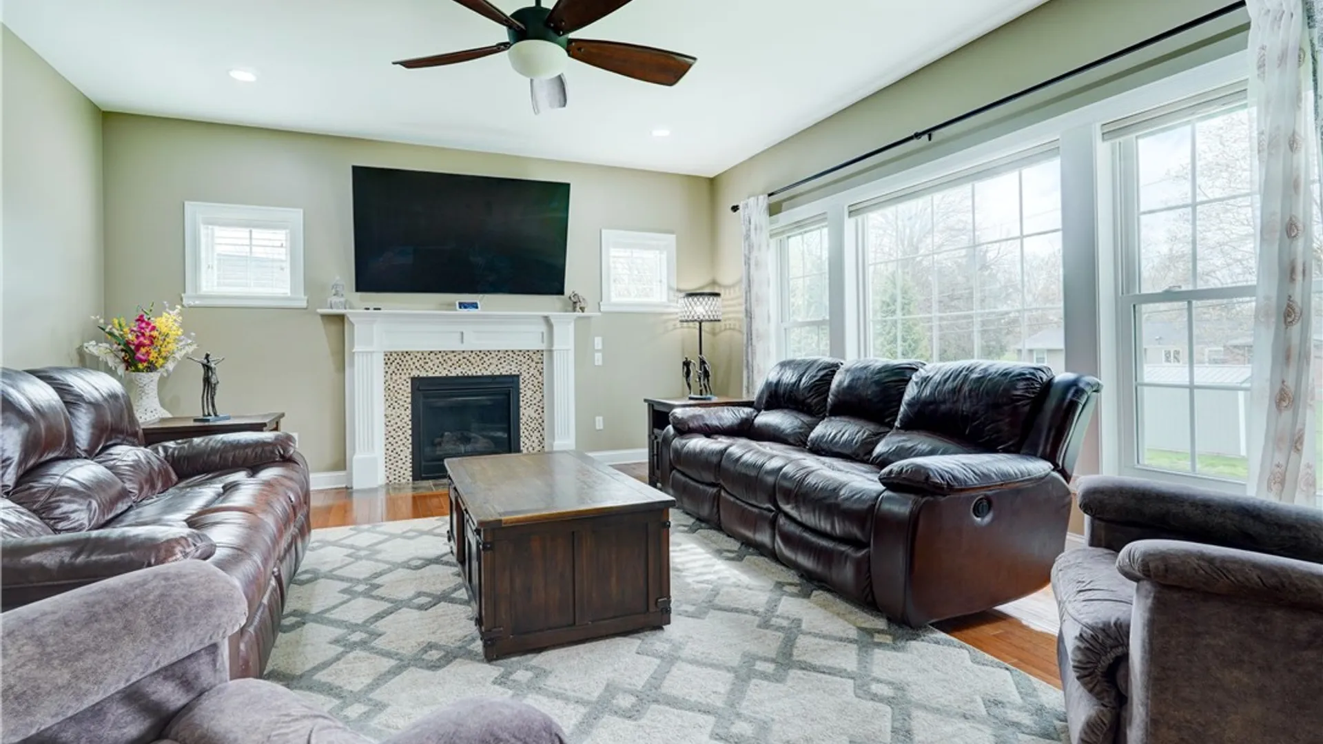 Property at 11 Rainbrooke Drive, Pittsford, NY 14534 12