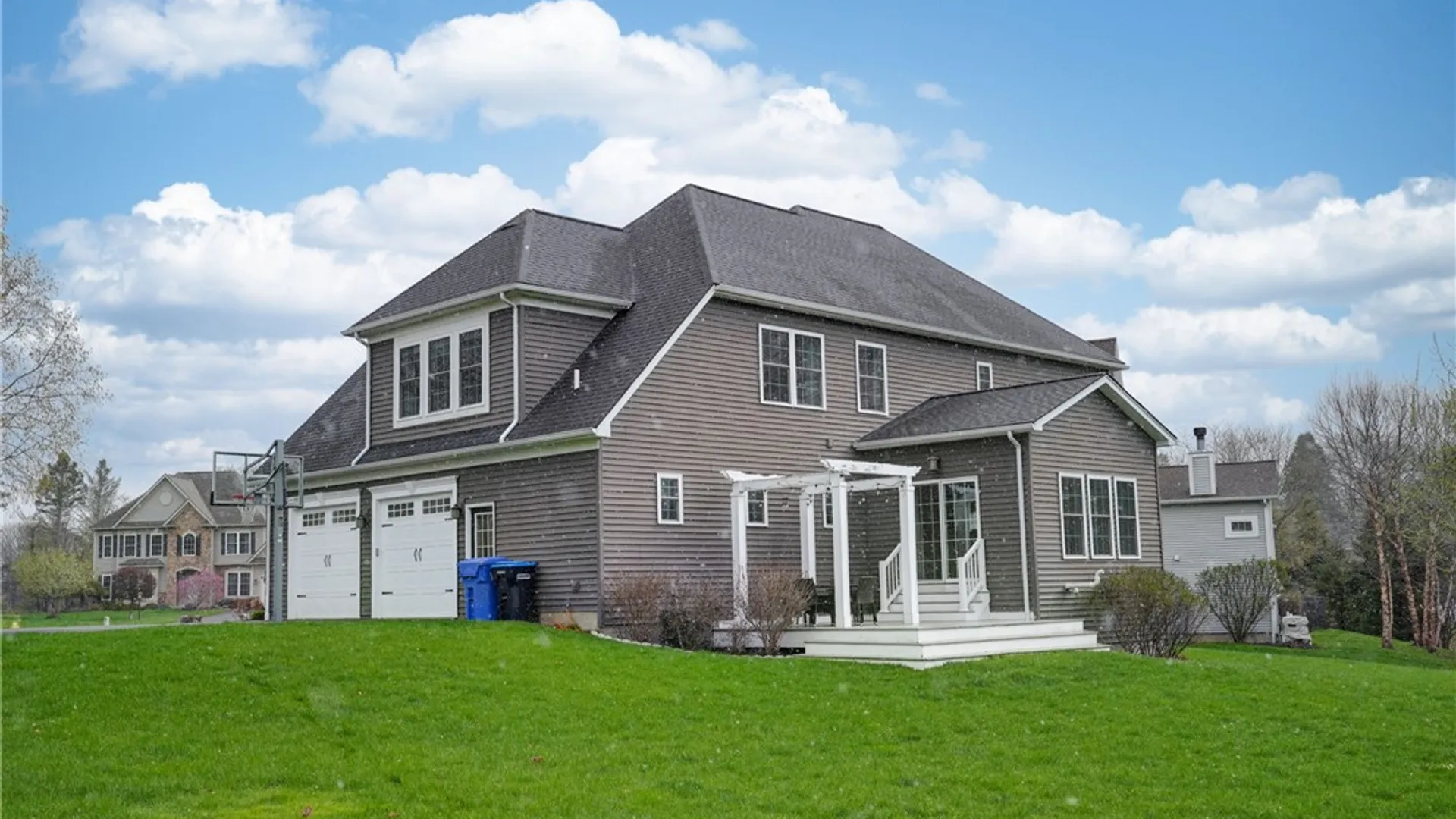 Property at 11 Rainbrooke Drive, Pittsford, NY 14534 33