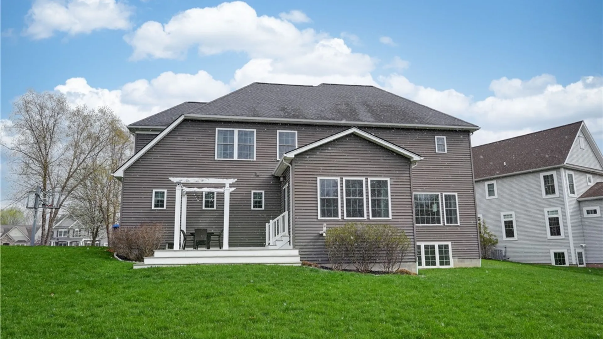 Property at 11 Rainbrooke Drive, Pittsford, NY 14534 34