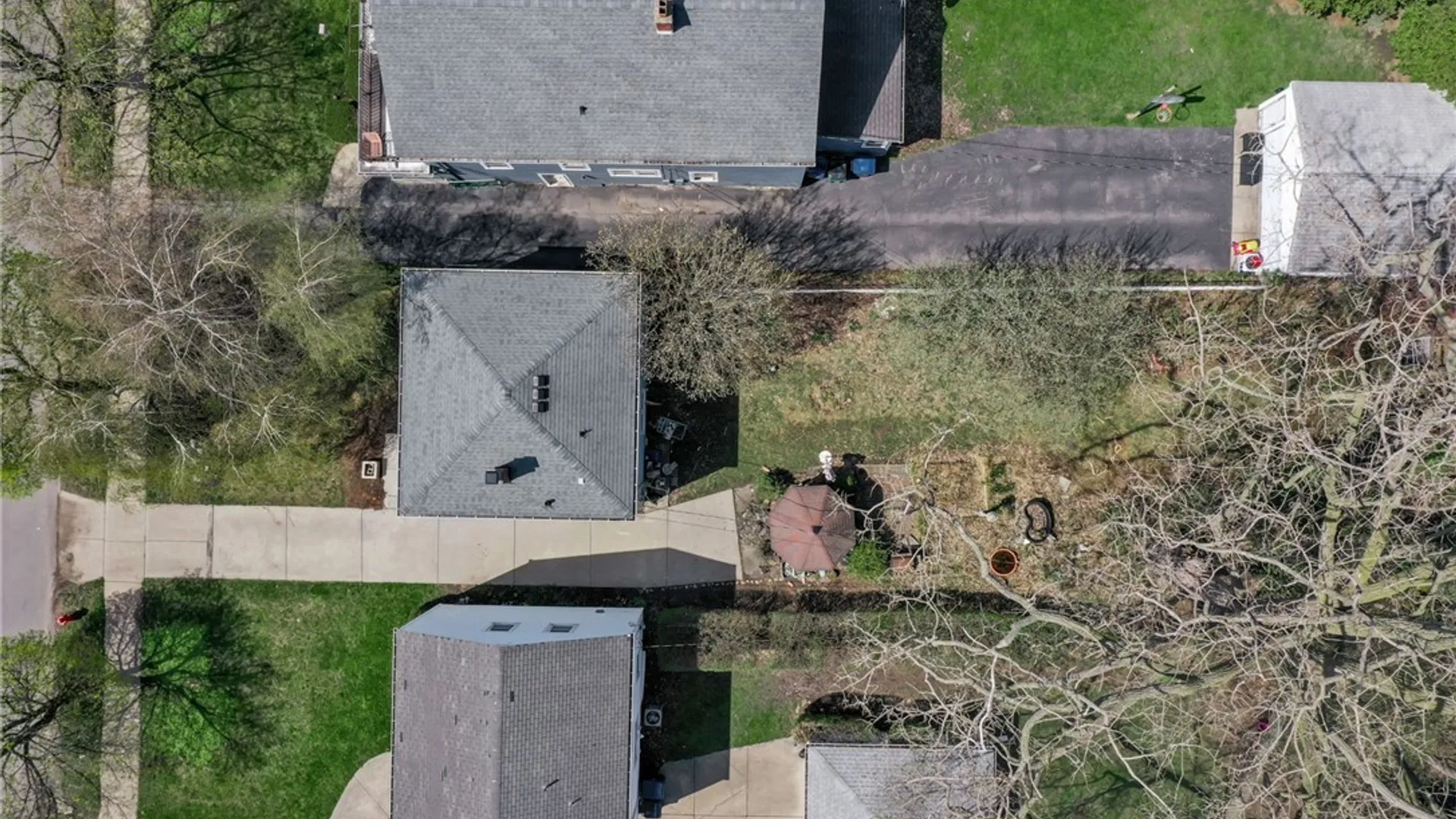 Property at 80 Knox Avenue, Buffalo, NY 14216 32