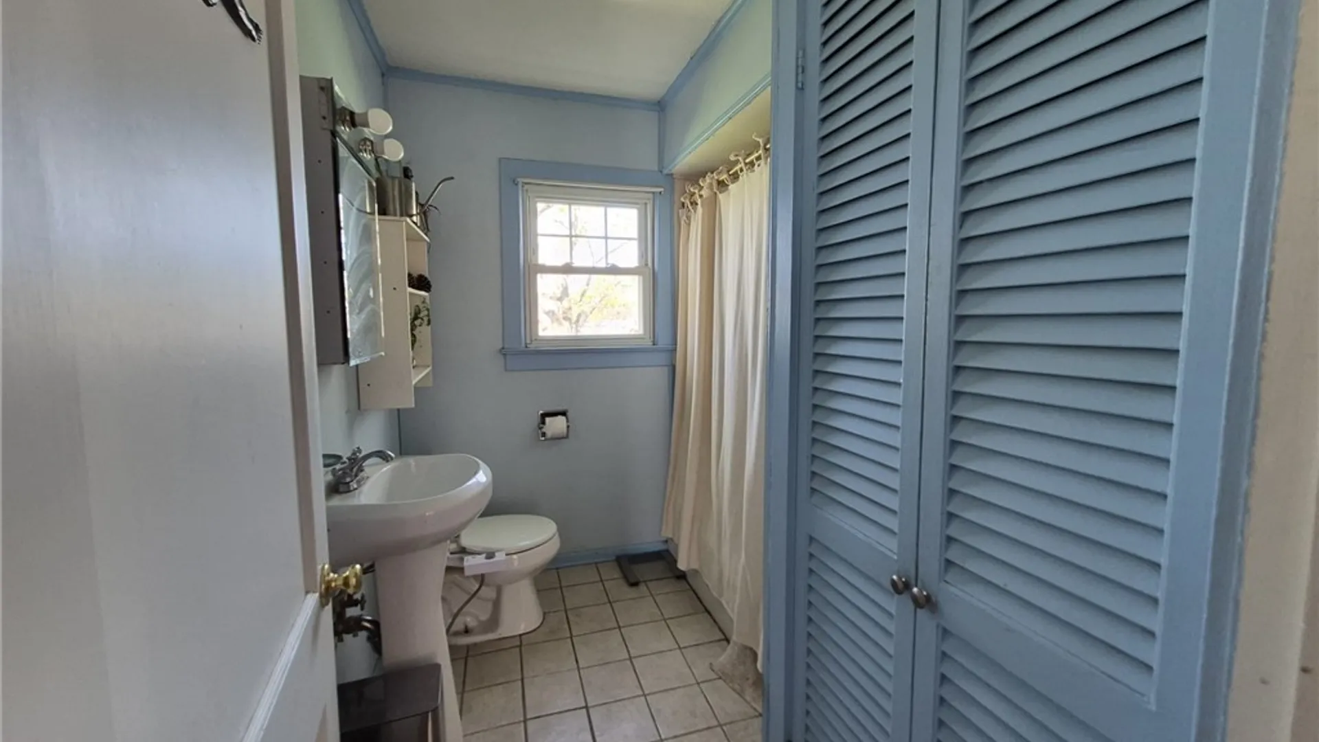 Property at 220 Chautauqua Avenue, Jamestown, NY 14701 8