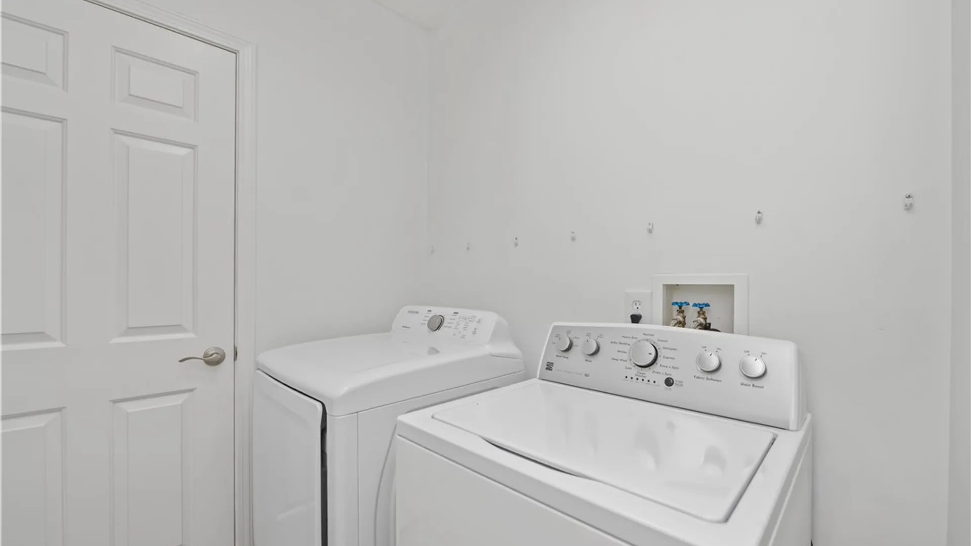 Property at 757 Bel Arbor, Webster, NY 14580 33