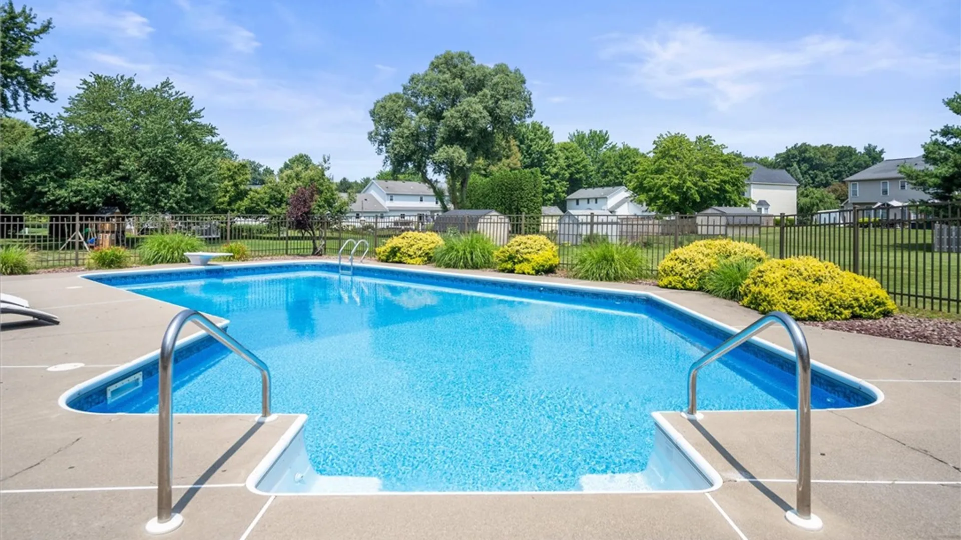 Property at 271 Ida Red Lane, Greece, NY 14626 40