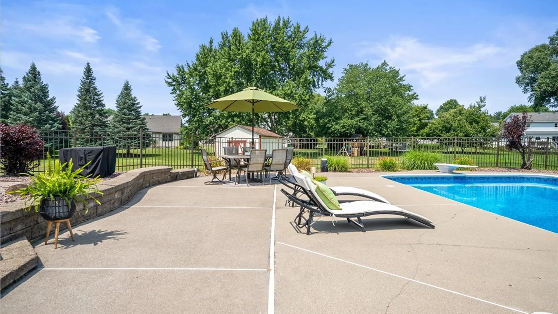 Property at 271 Ida Red Lane, Greece, NY 14626 41