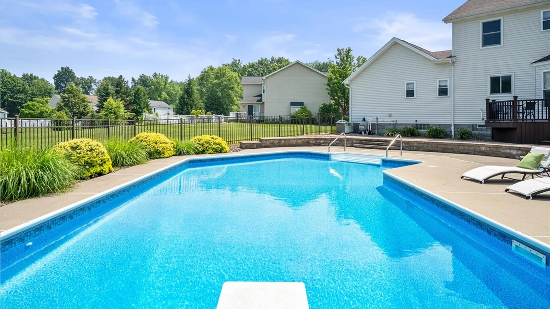 Property at 271 Ida Red Lane, Greece, NY 14626 43