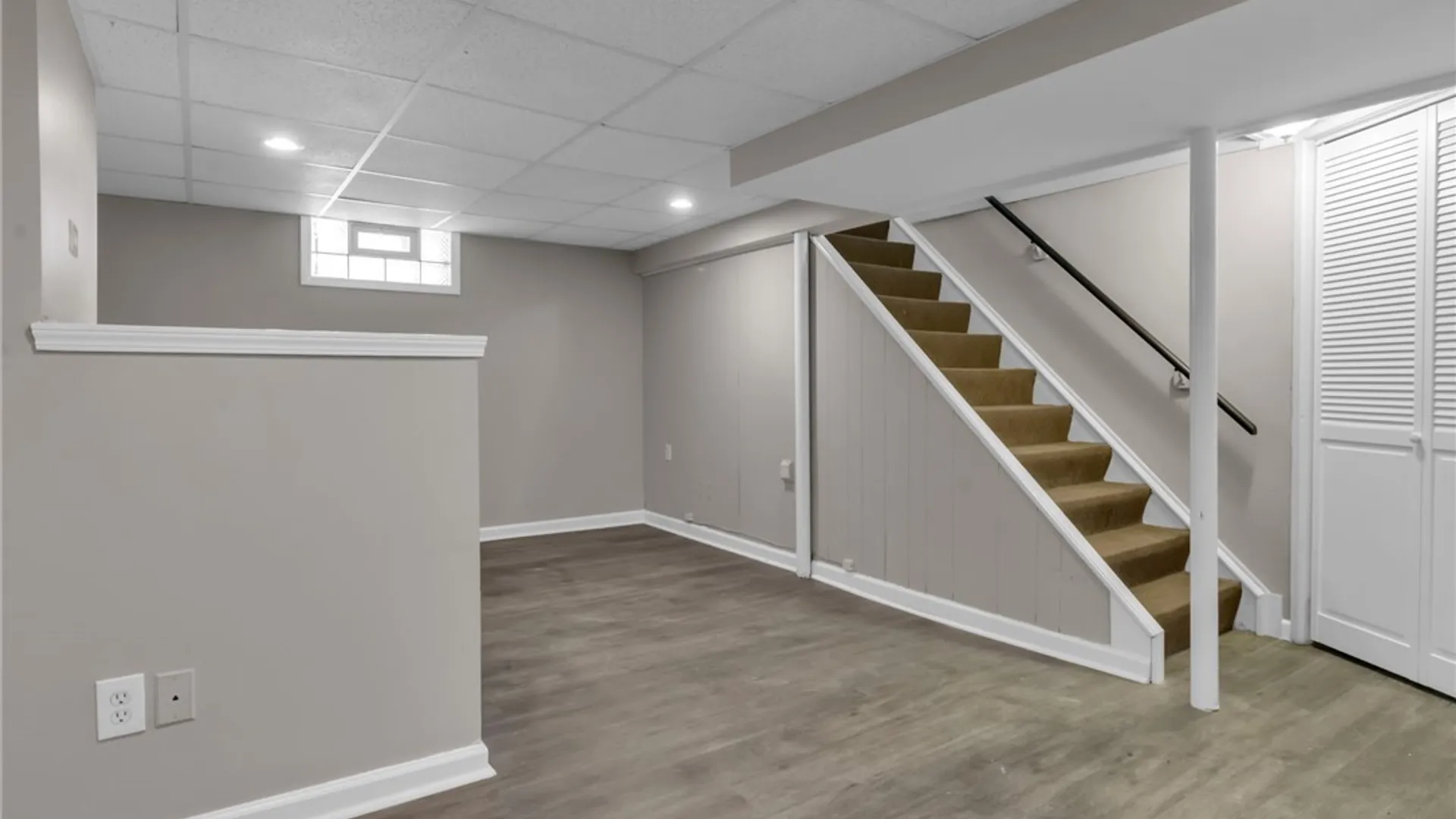 Property at 33 Tussing Lane, Tonawanda, NY 14150 21