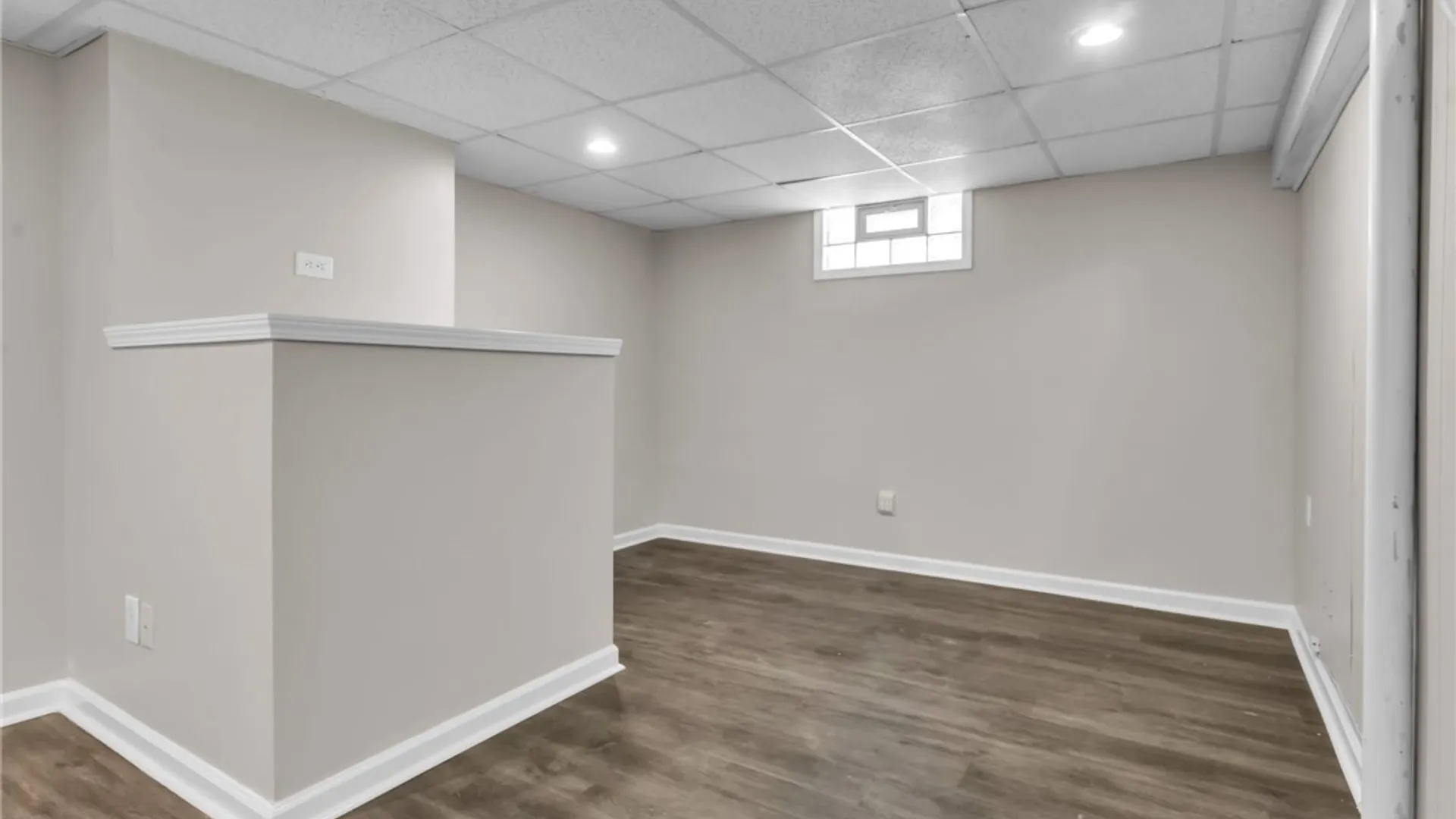 Property at 33 Tussing Lane, Tonawanda, NY 14150 24