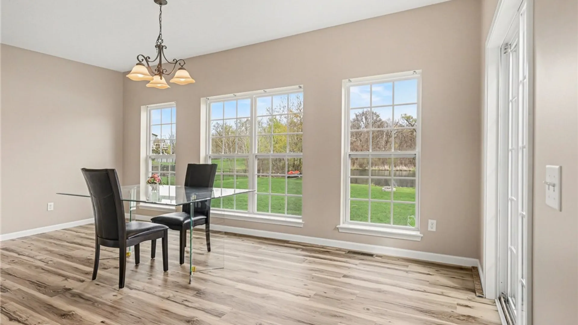 Property at 35 Longton Pl, Henrietta, NY 14586 10