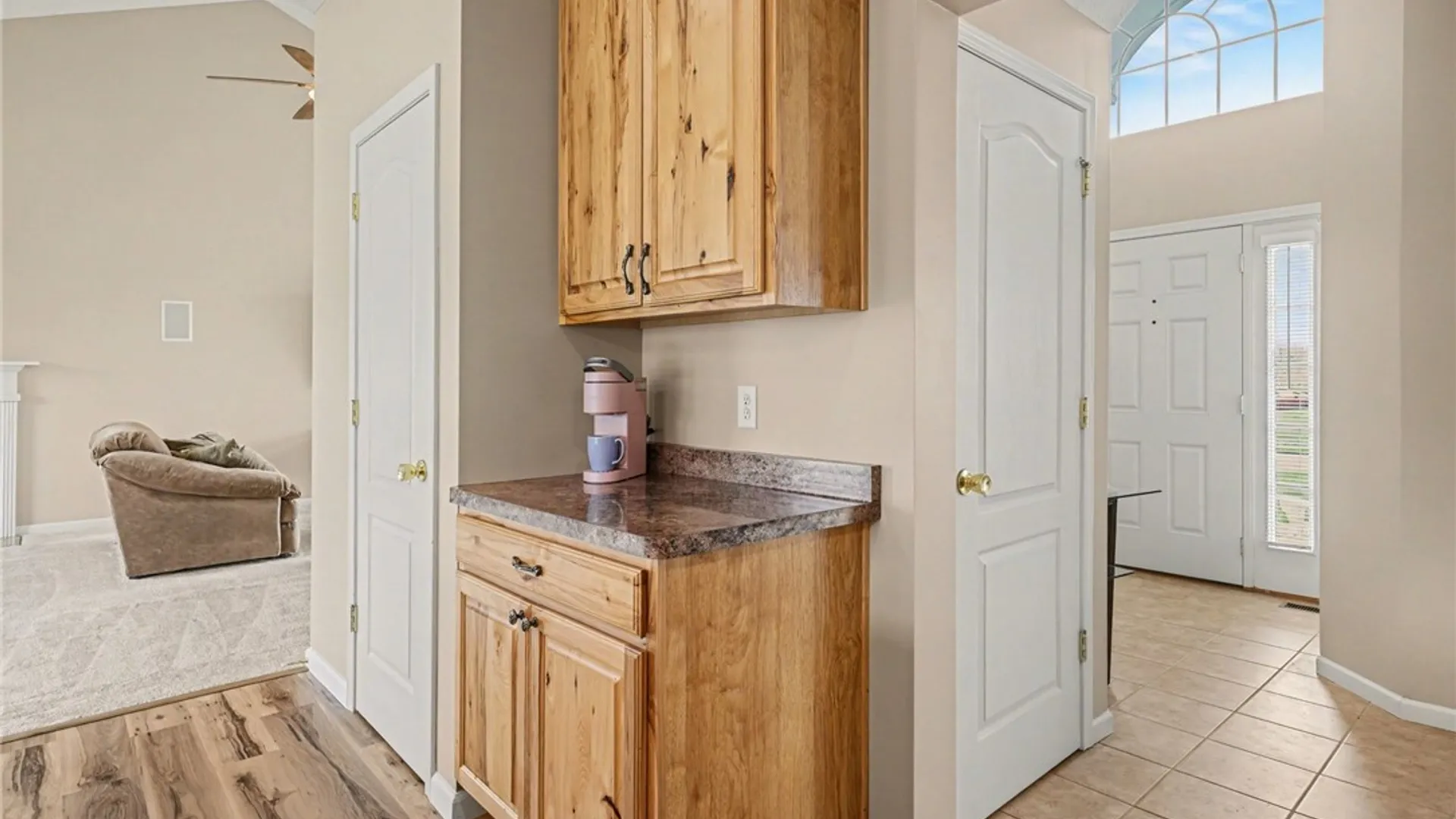 Property at 35 Longton Pl, Henrietta, NY 14586 18