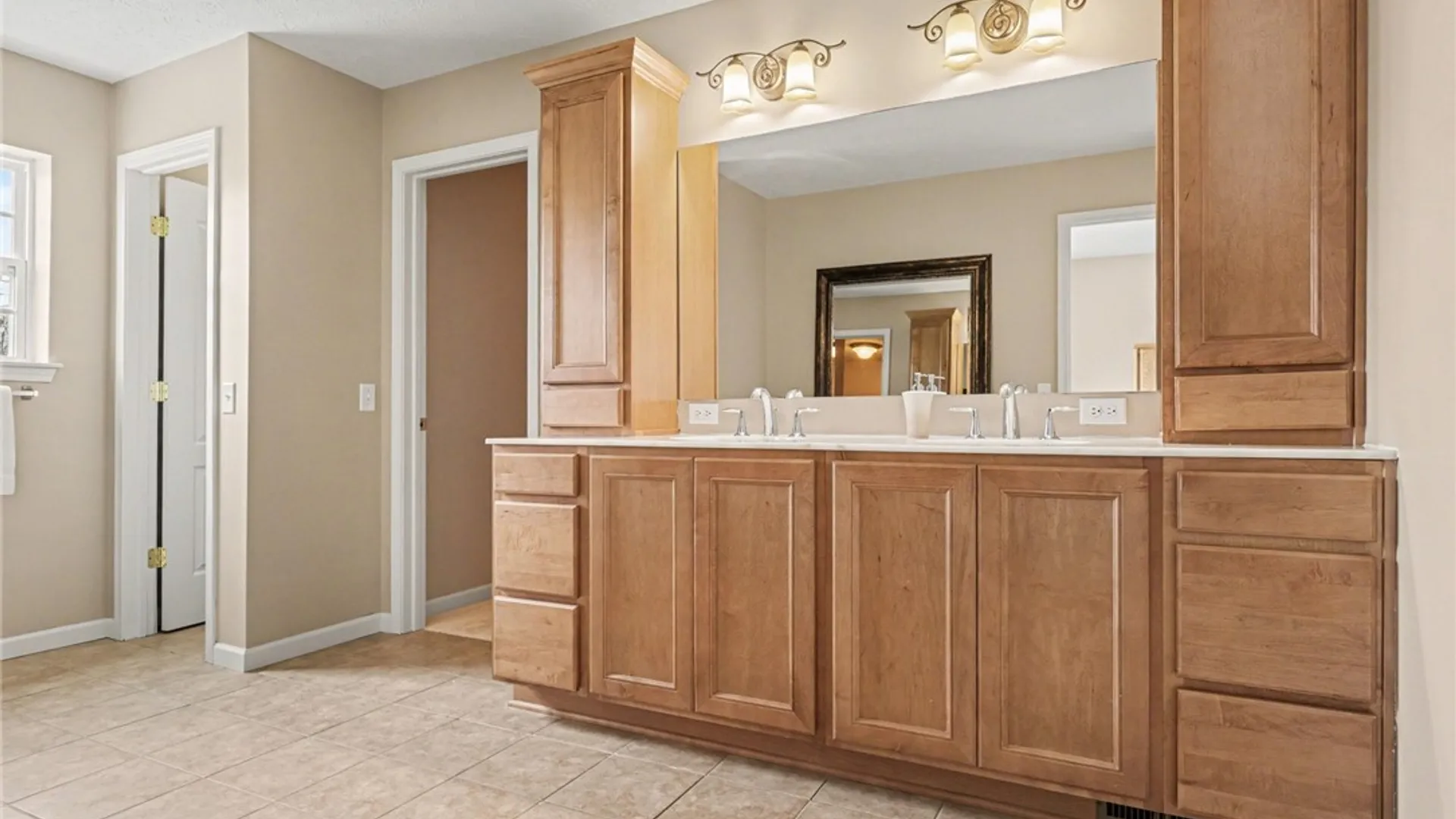 Property at 35 Longton Pl, Henrietta, NY 14586 29