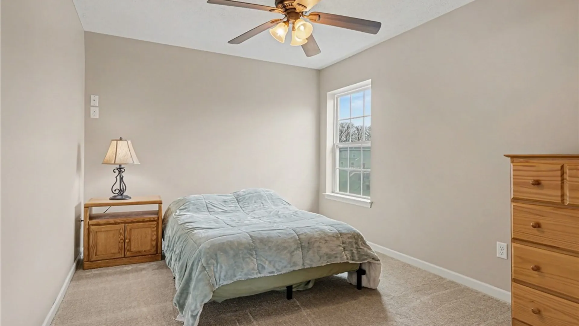 Property at 35 Longton Pl, Henrietta, NY 14586 34