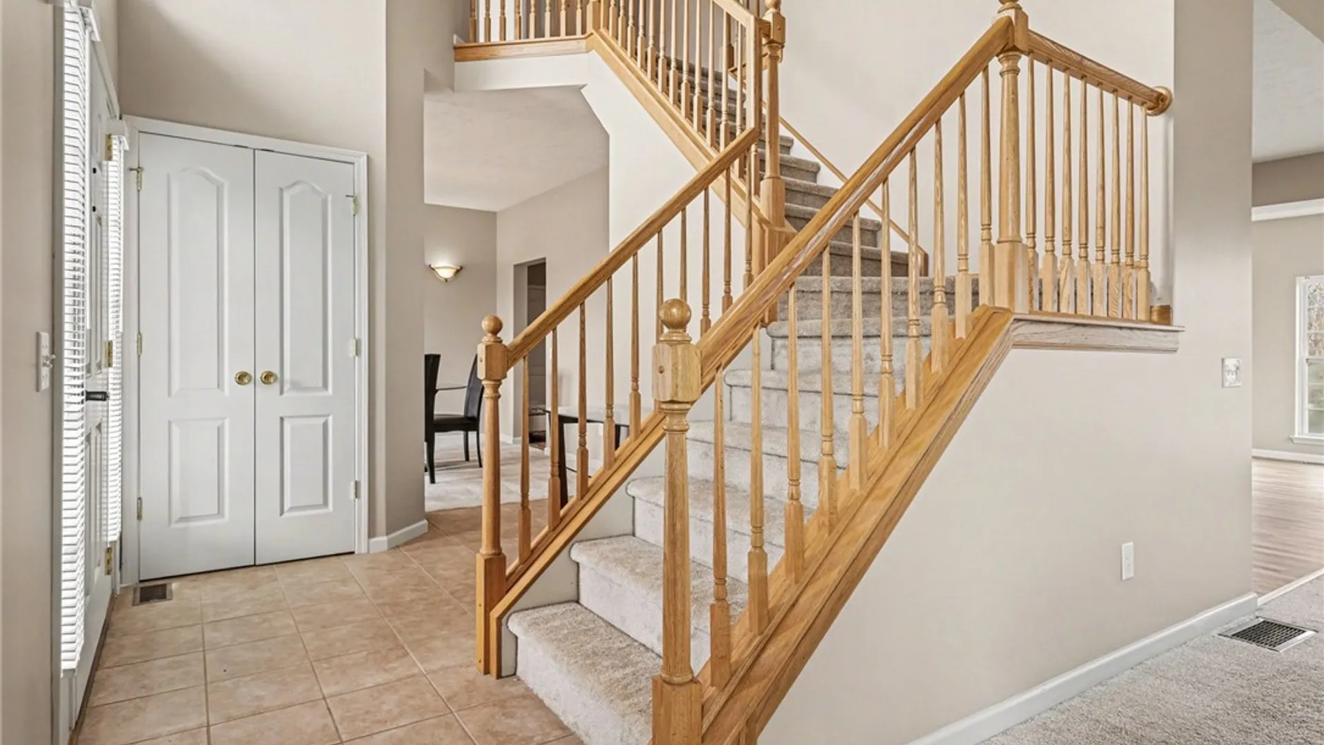 Property at 35 Longton Pl, Henrietta, NY 14586 4