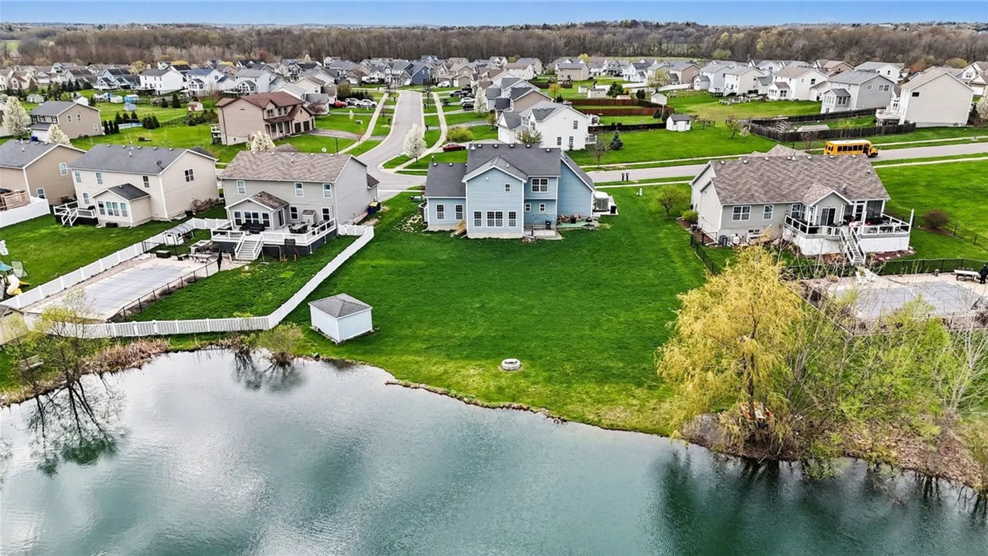 Property at 35 Longton Pl, Henrietta, NY 14586 44