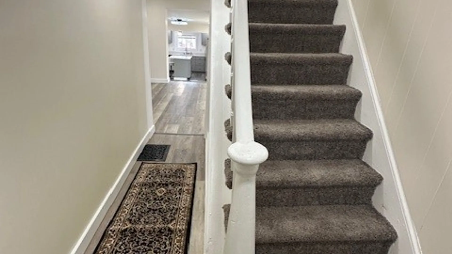 Property at 6 Lake Avenue, Auburn, NY 13021 13