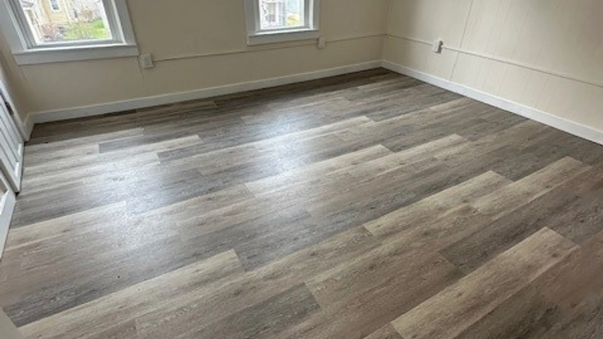 Property at 6 Lake Avenue, Auburn, NY 13021 14