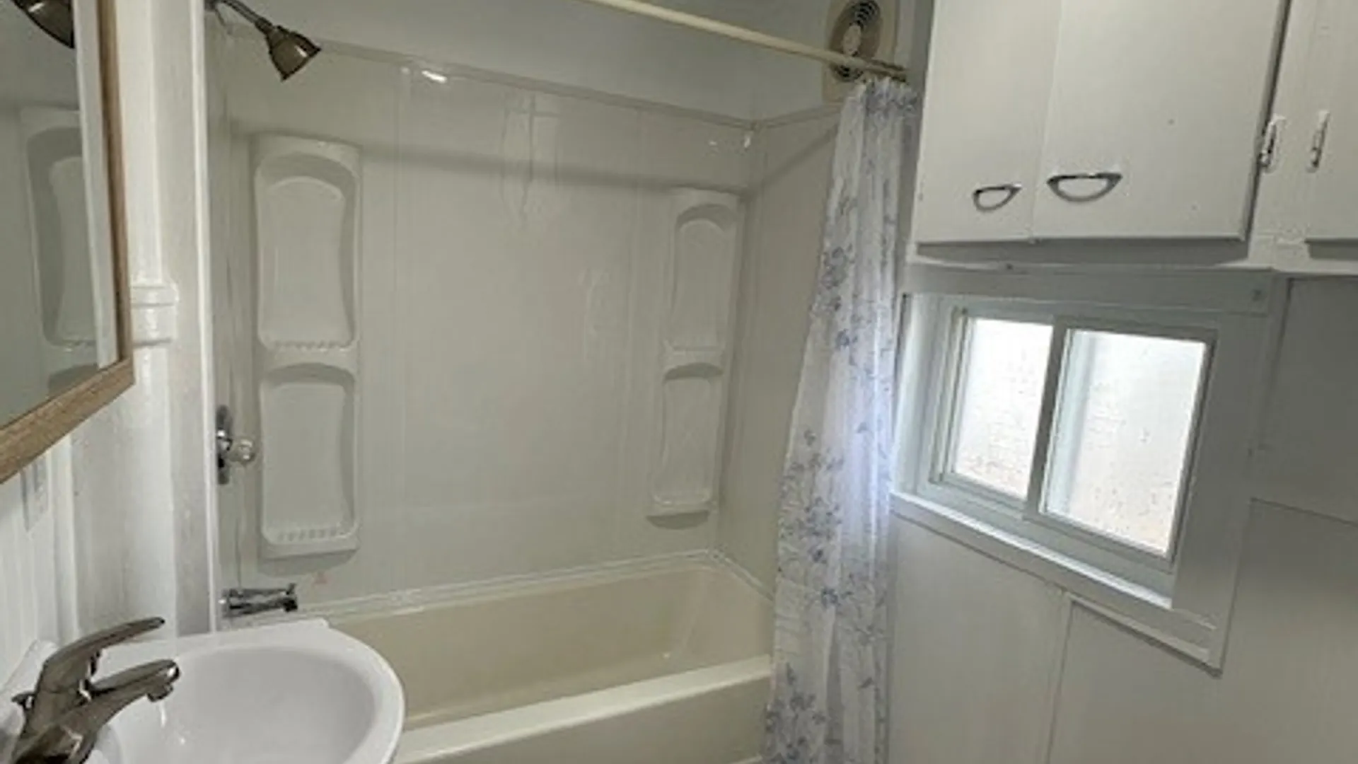 Property at 6 Lake Avenue, Auburn, NY 13021 18