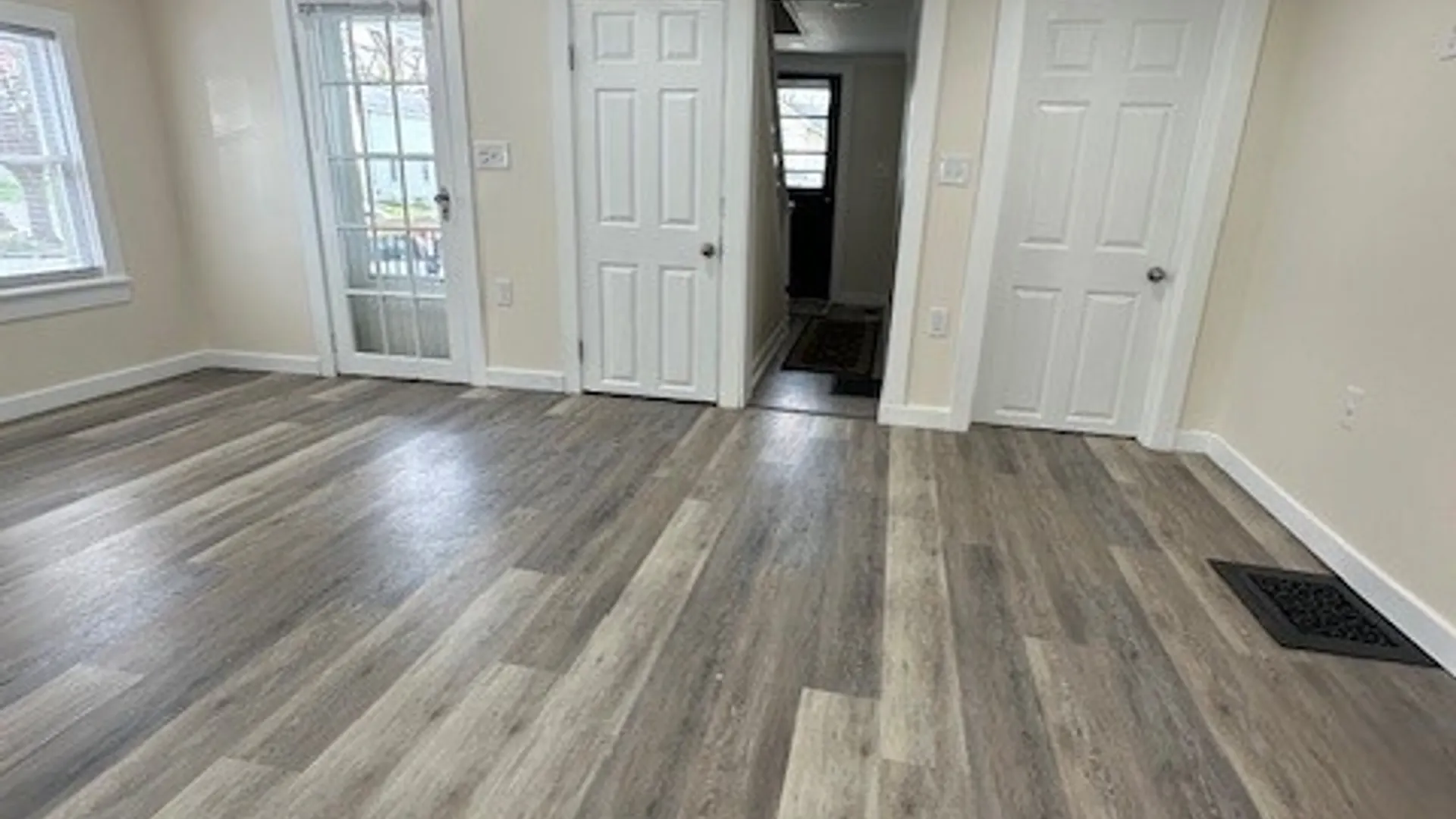 Property at 6 Lake Avenue, Auburn, NY 13021 8