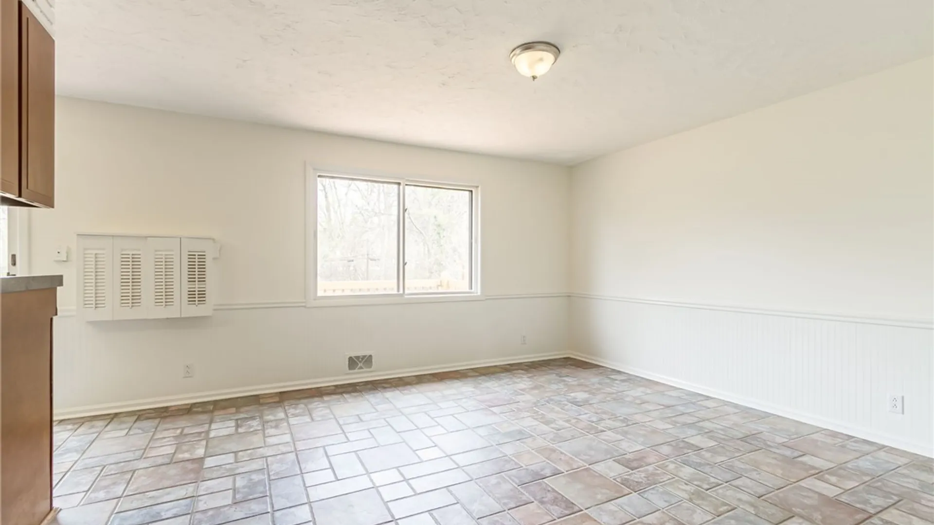 Property at 504 Black Walnut Drive, Greece, NY 14615 16