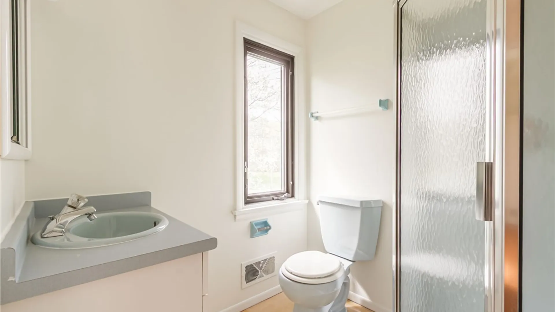 Property at 504 Black Walnut Drive, Greece, NY 14615 21