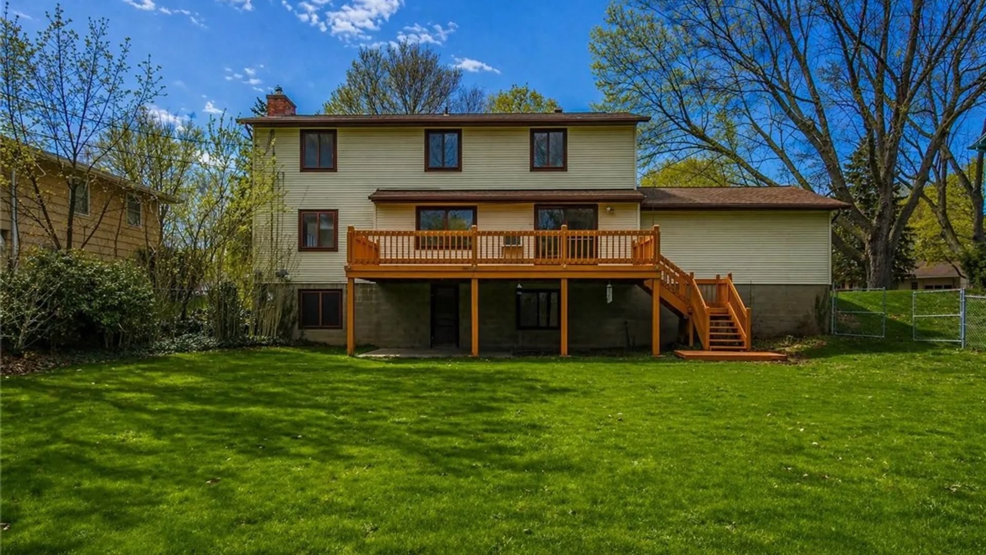 Property at 504 Black Walnut Drive, Greece, NY 14615 35