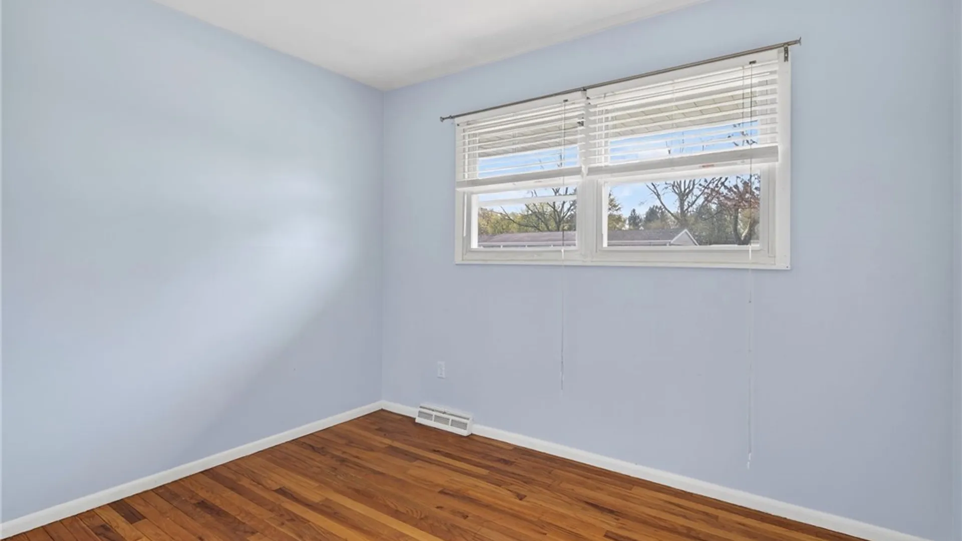 Property at 813 Lamont Circle, Cortlandville, NY 13045 18