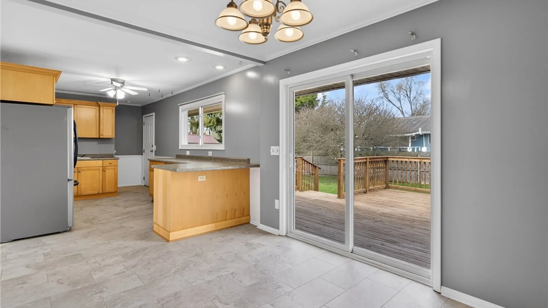Property at 813 Lamont Circle, Cortlandville, NY 13045 9