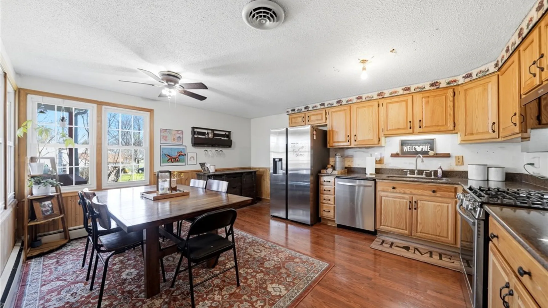 Property at 4528 Roundtree Road, Hamburg, NY 14075 12