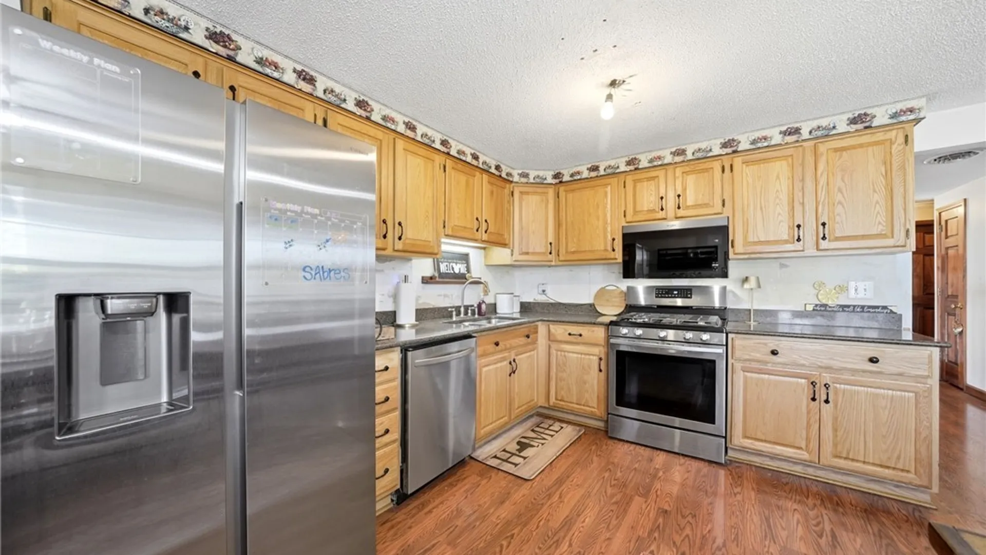 Property at 4528 Roundtree Road, Hamburg, NY 14075 20