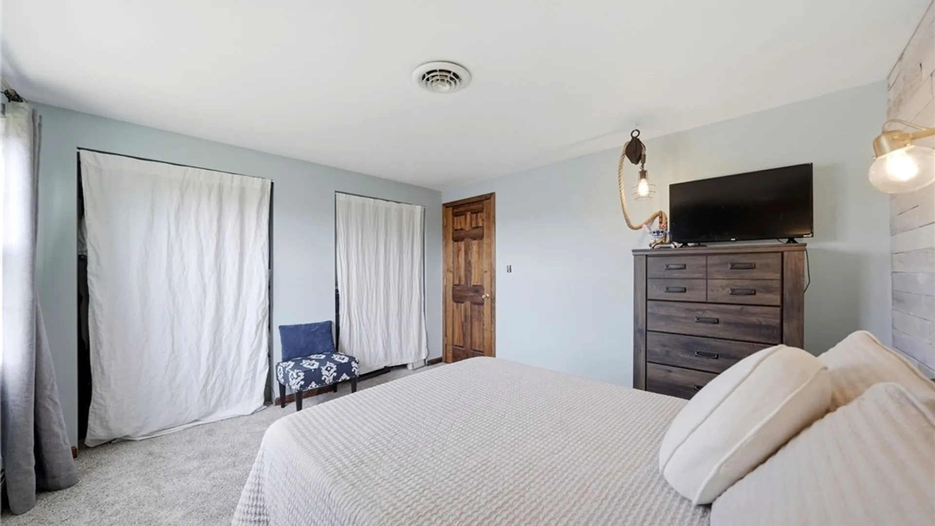 Property at 4528 Roundtree Road, Hamburg, NY 14075 22