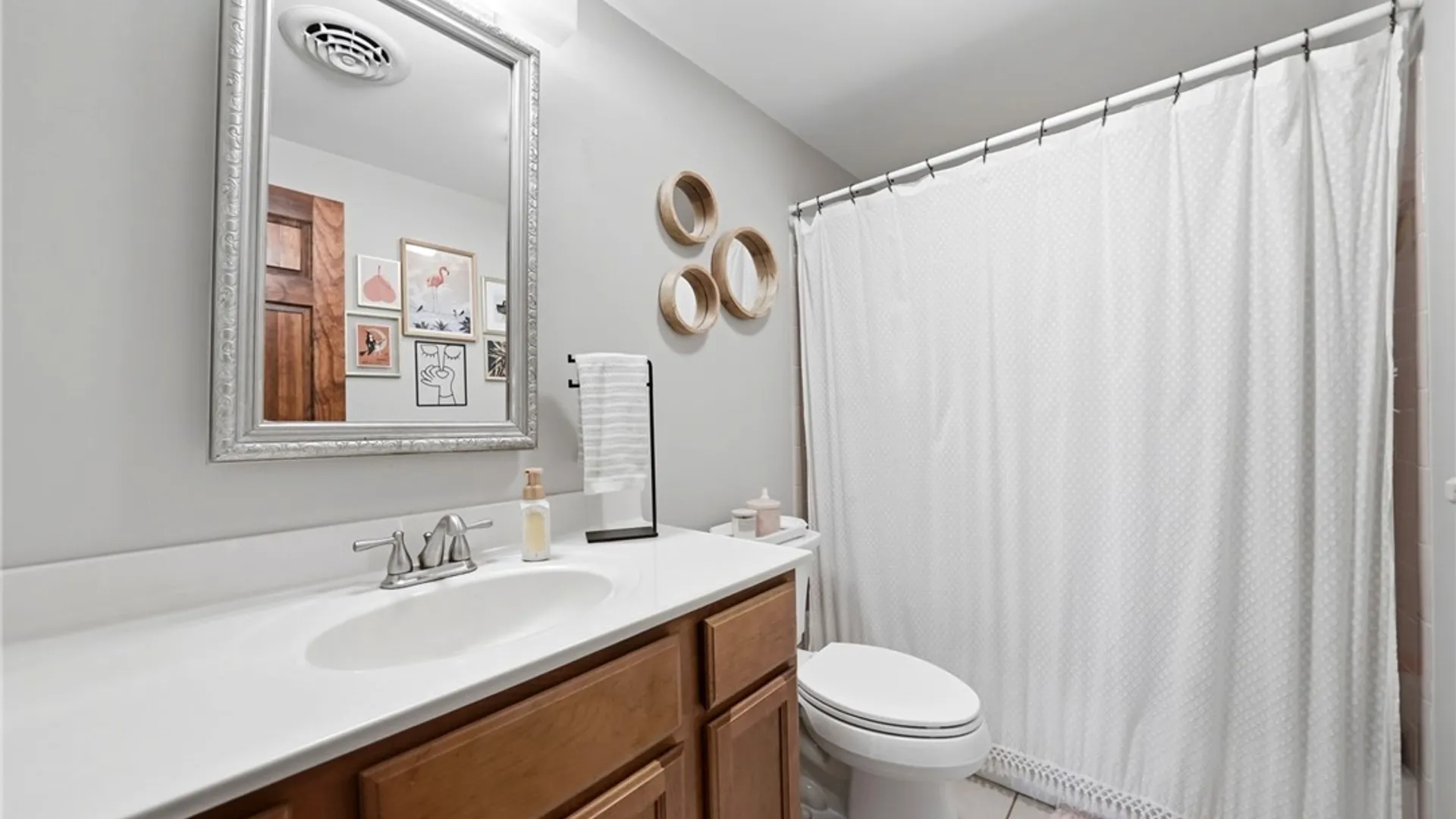 Property at 4528 Roundtree Road, Hamburg, NY 14075 23