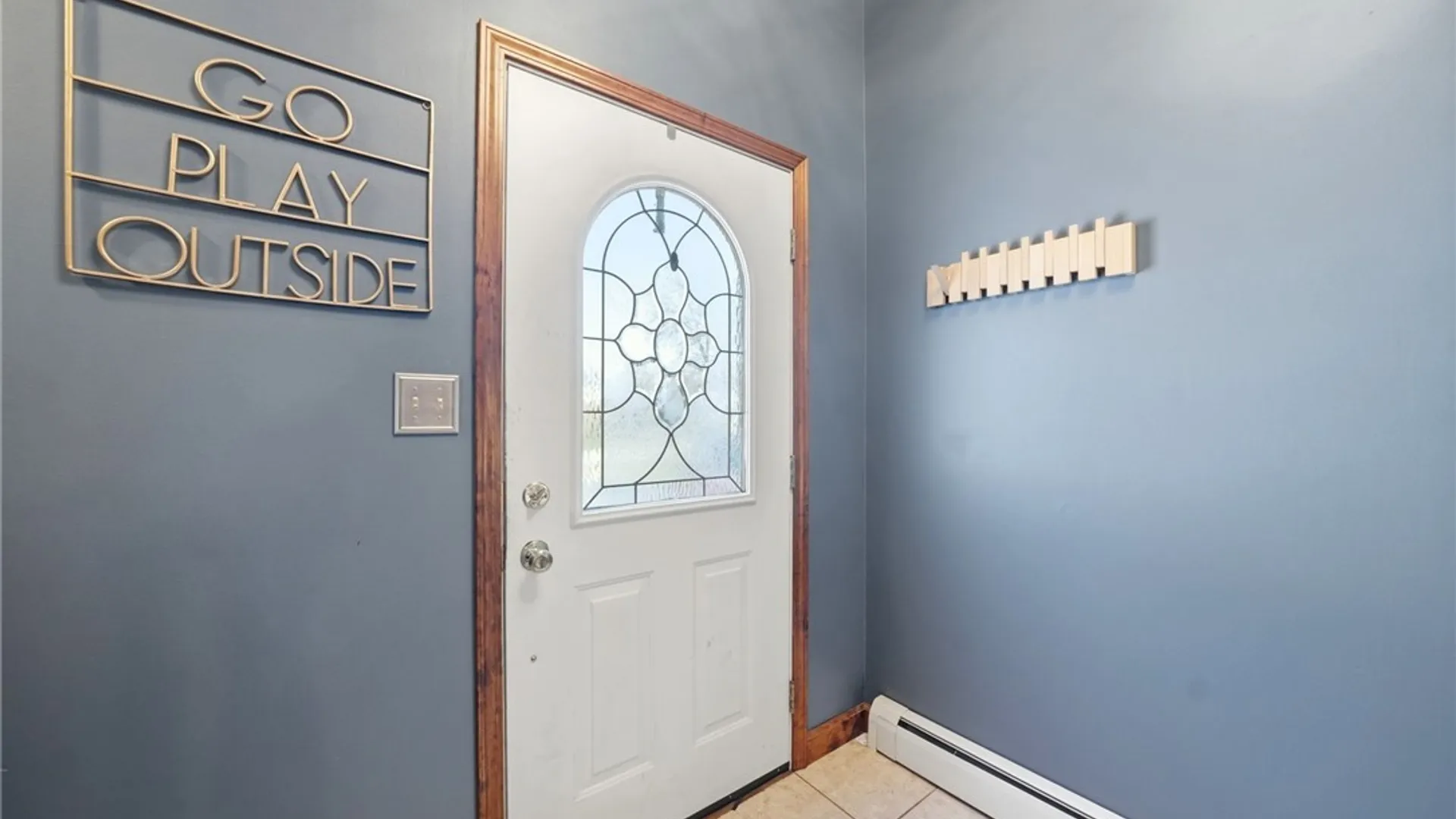 Property at 4528 Roundtree Road, Hamburg, NY 14075 6