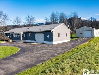 2853 Riverside Road, Busti, NY 14701