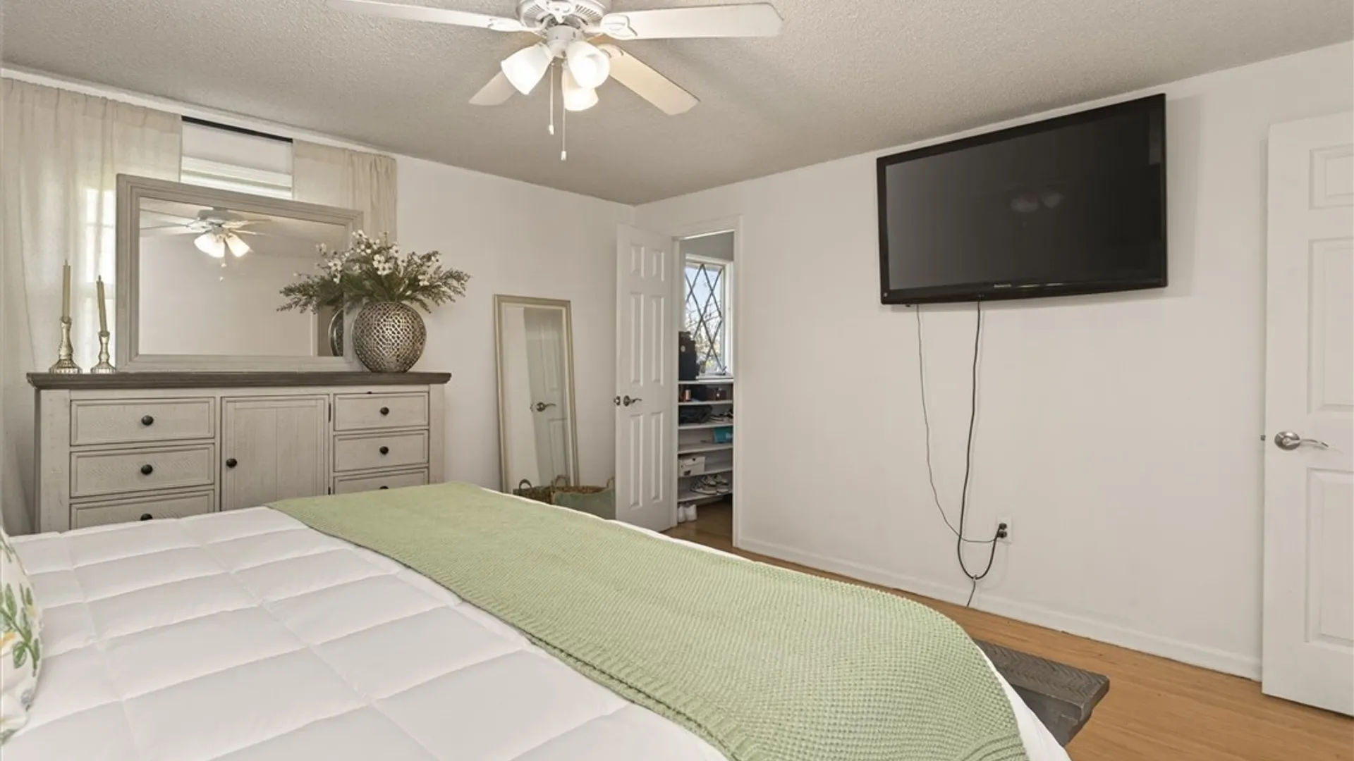 Property at 250 Pine Valley Drive, Greece, NY 14626 30