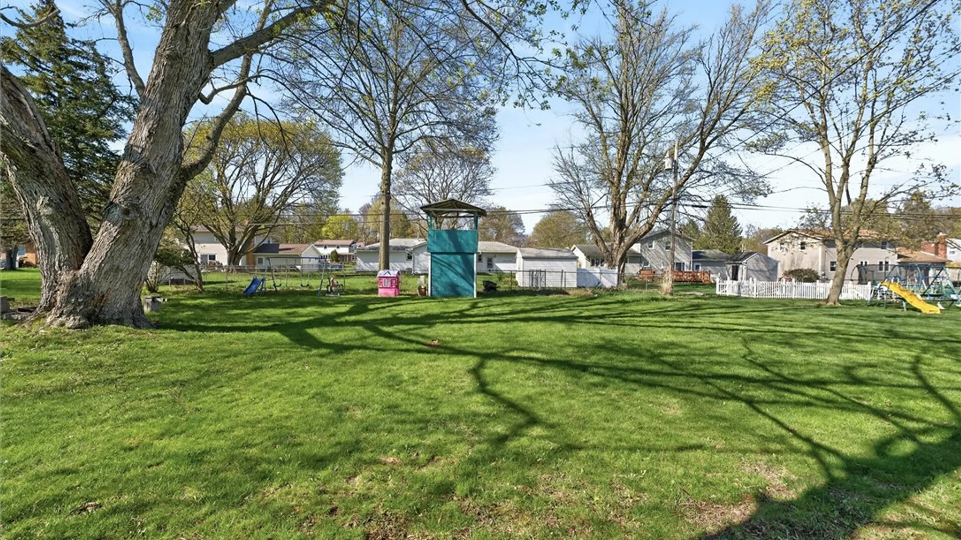 Property at 250 Pine Valley Drive, Greece, NY 14626 46