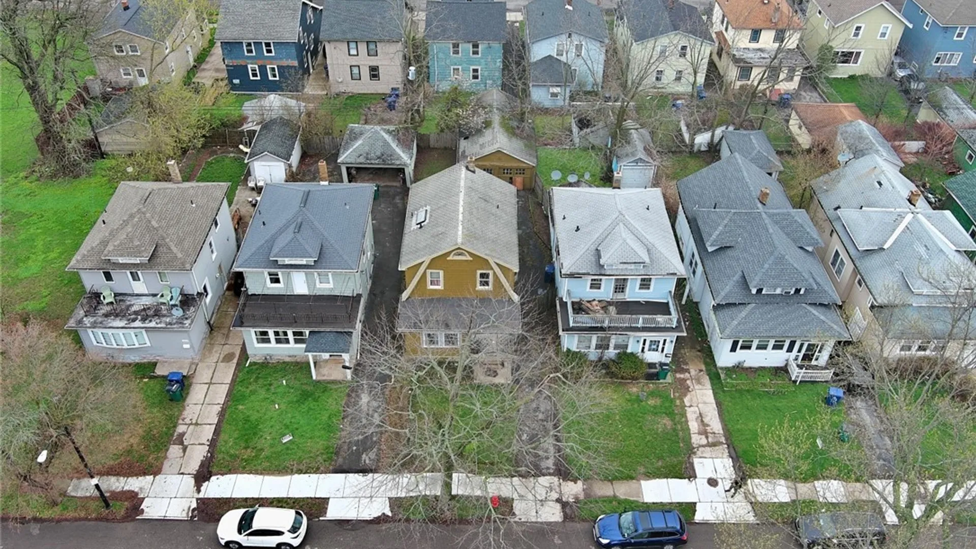 Property at 127 Northrup Place, Buffalo, NY 14214 13