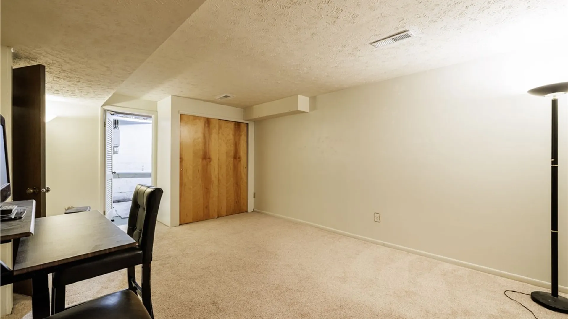 Property at 499 Eastbrooke Lane, Brighton, NY 14618 20