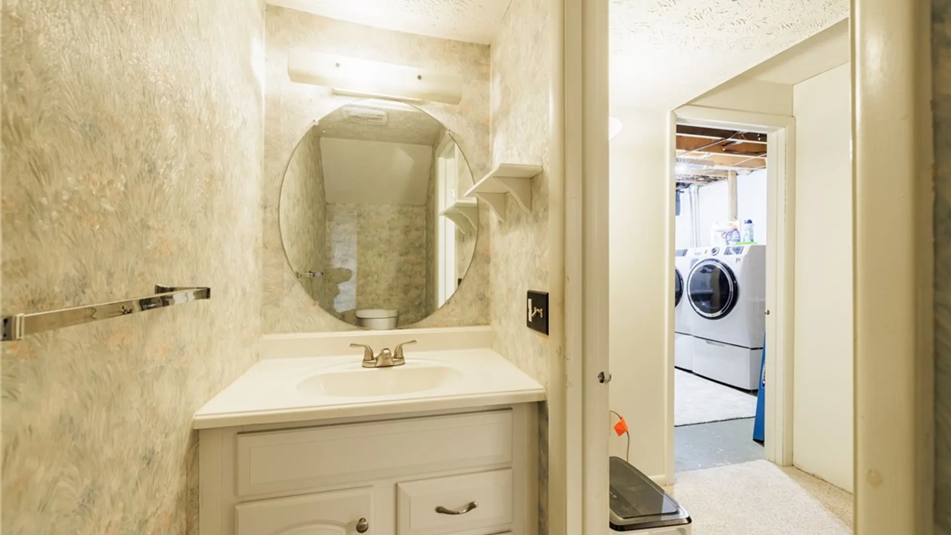 Property at 499 Eastbrooke Lane, Brighton, NY 14618 22