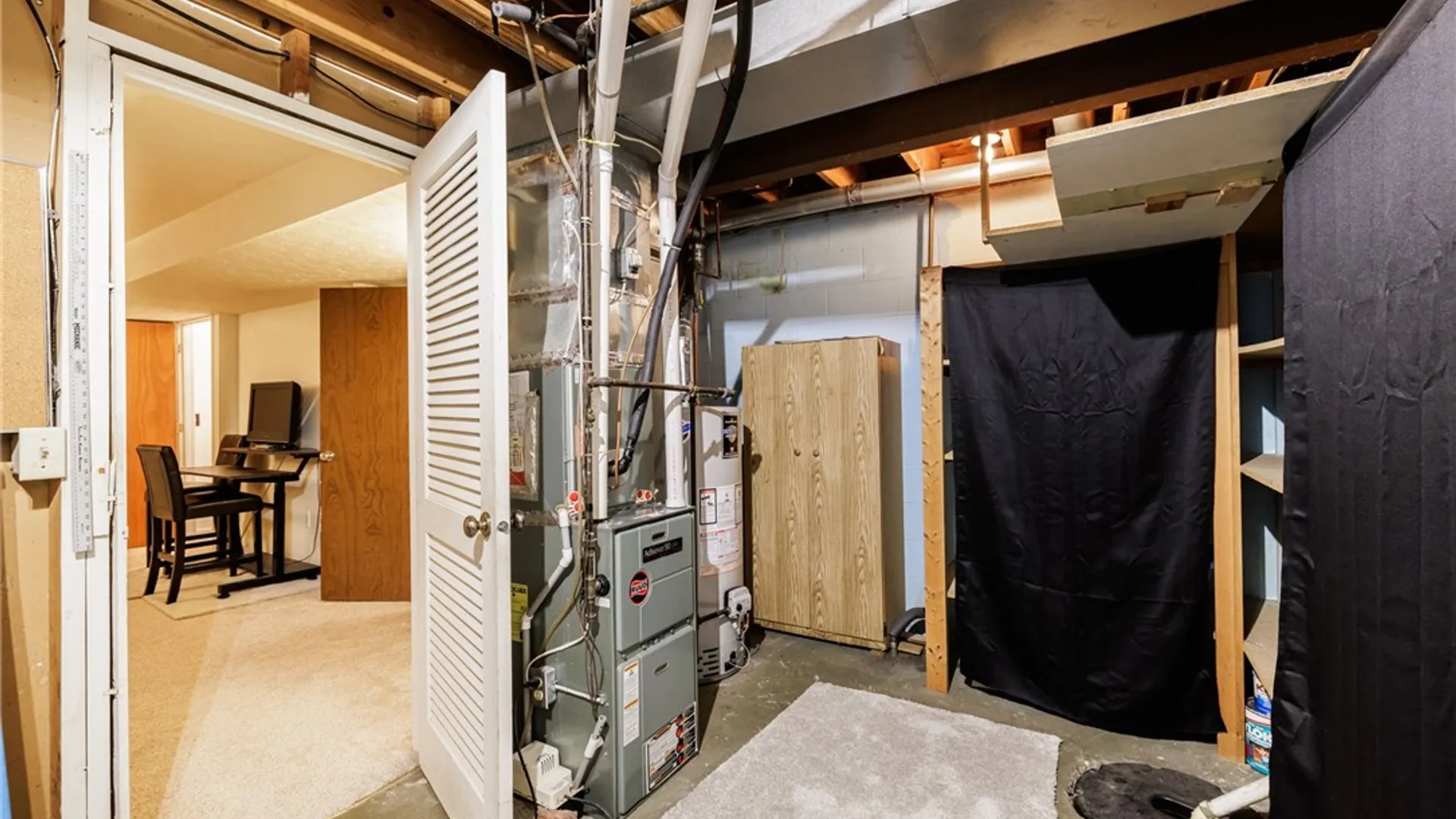 Property at 499 Eastbrooke Lane, Brighton, NY 14618 24