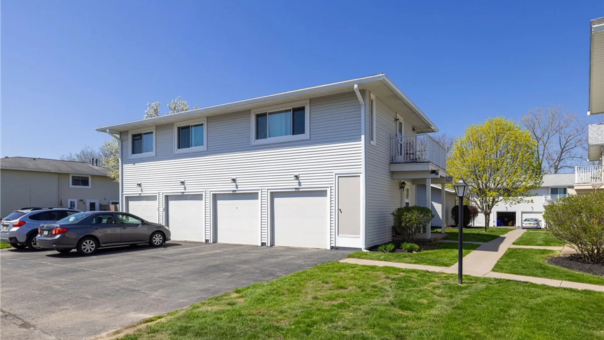 Property at 499 Eastbrooke Lane, Brighton, NY 14618 25