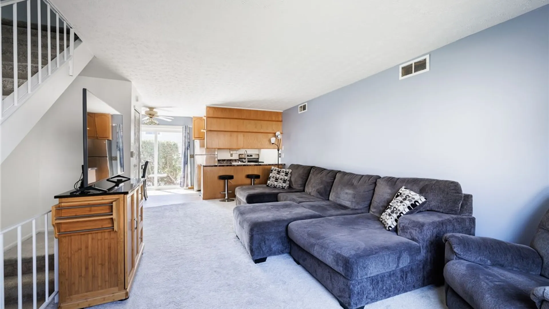 Property at 499 Eastbrooke Lane, Brighton, NY 14618 4