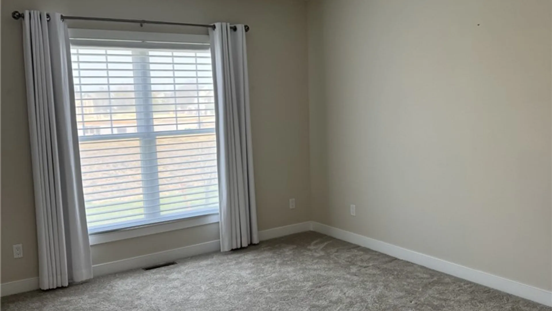 Property at 225 Cos Grande, Brighton, NY 14618 9