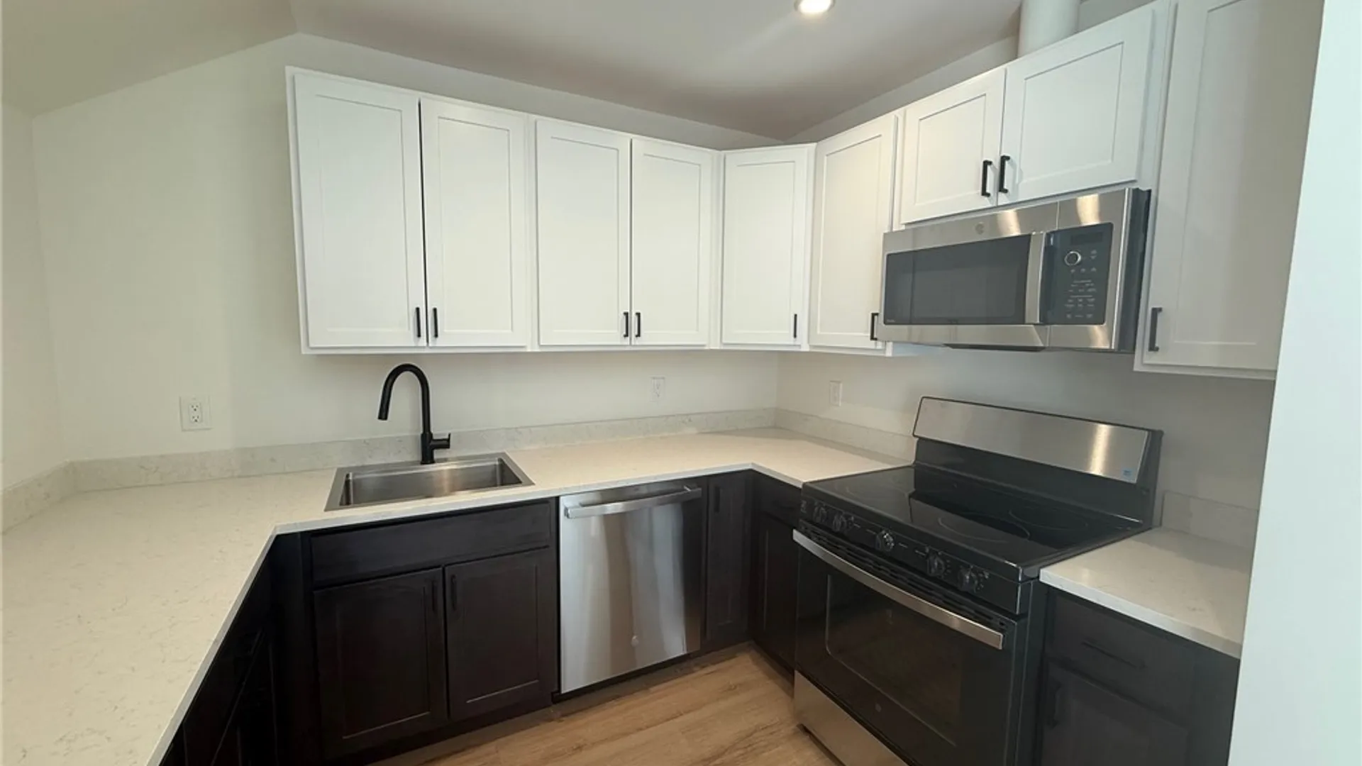 Property at 1117 Fayette Street, Syracuse, NY 13204 5