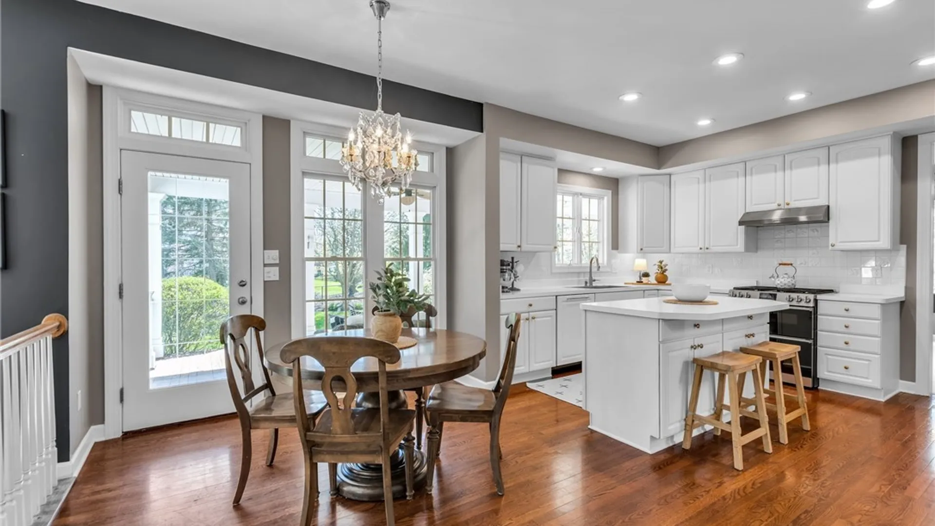 Property at 9357 Juniper Pl, Clarence, NY 14032 22