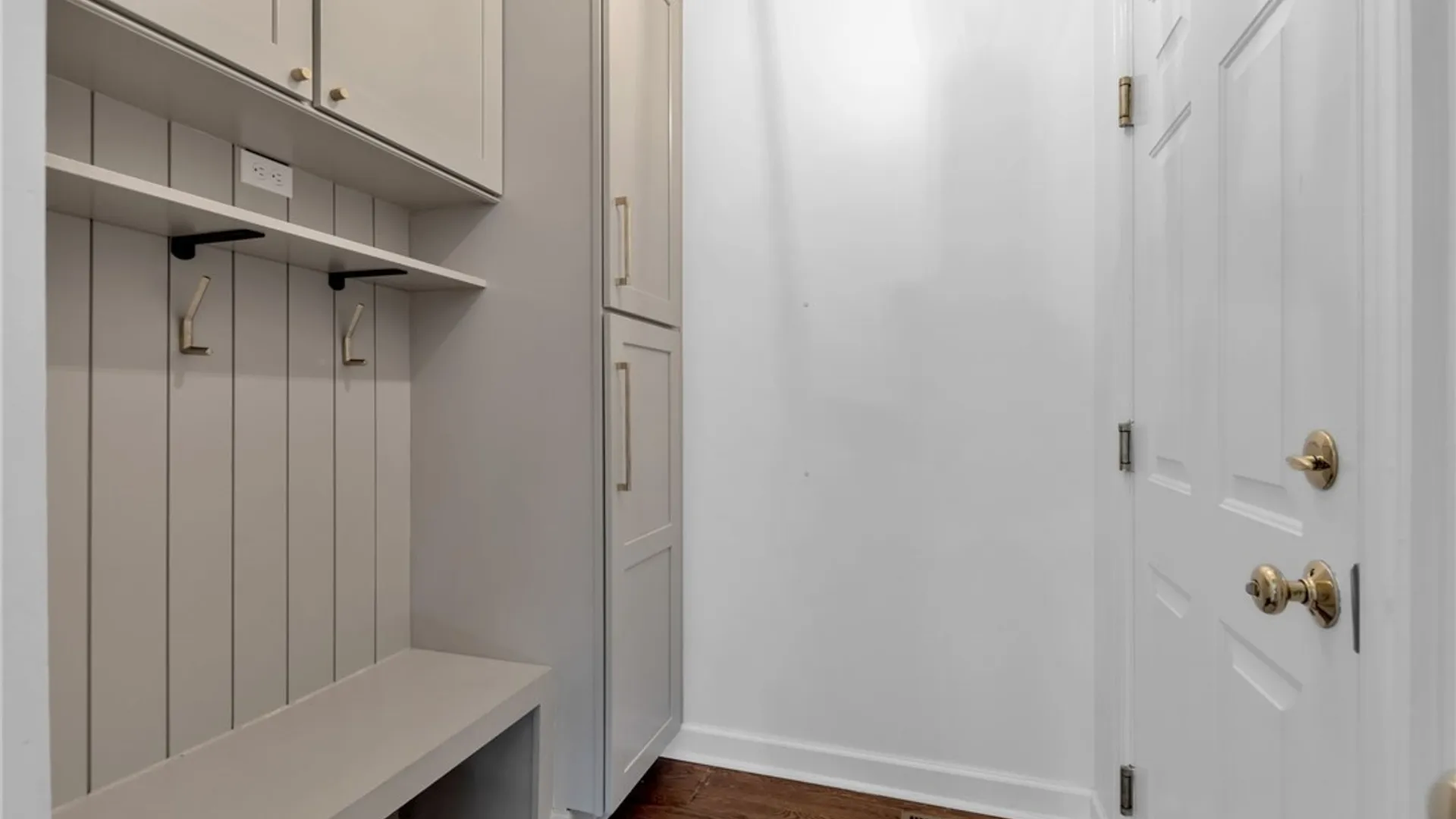 Property at 9357 Juniper Pl, Clarence, NY 14032 23