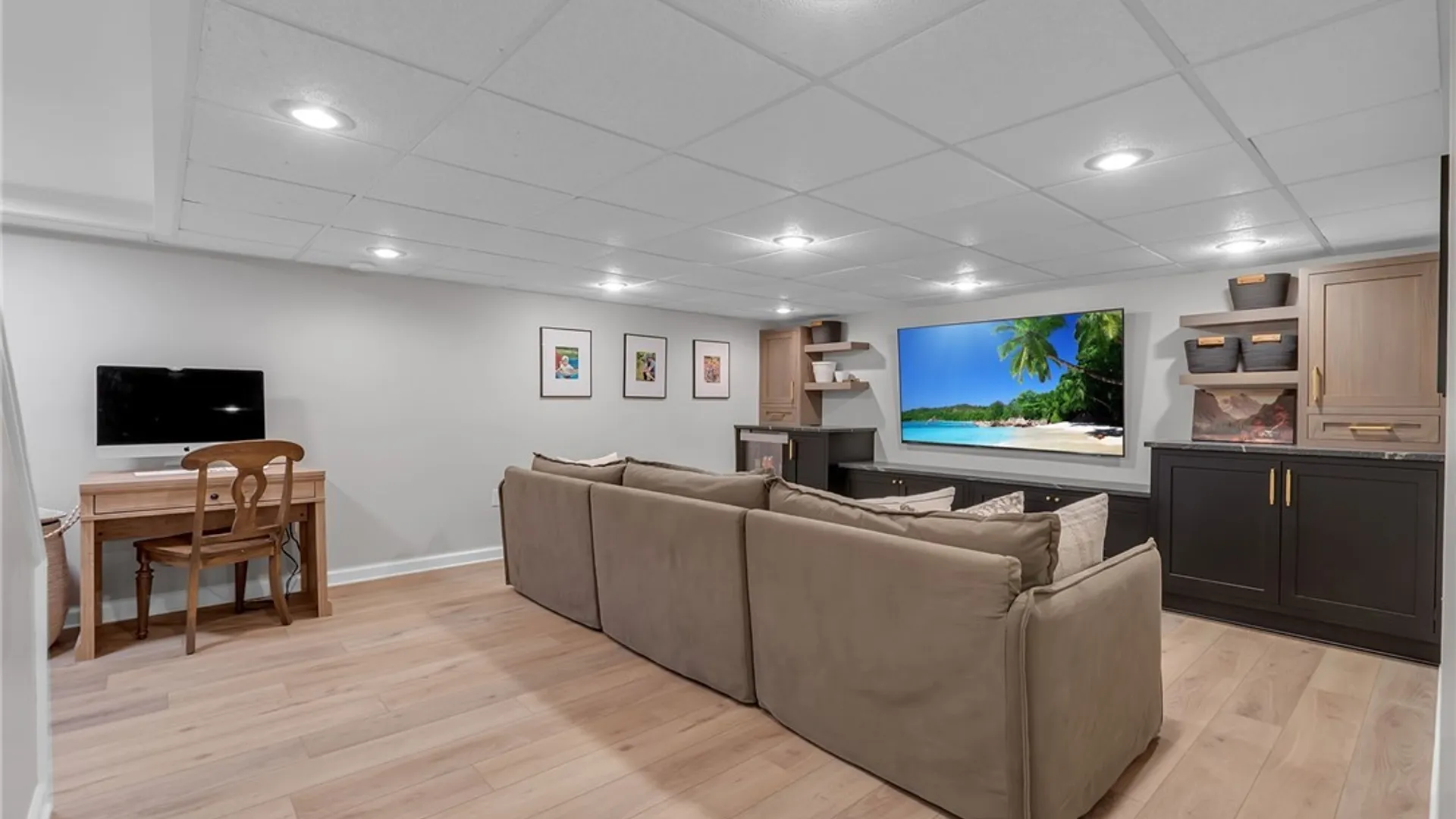 Property at 9357 Juniper Pl, Clarence, NY 14032 42