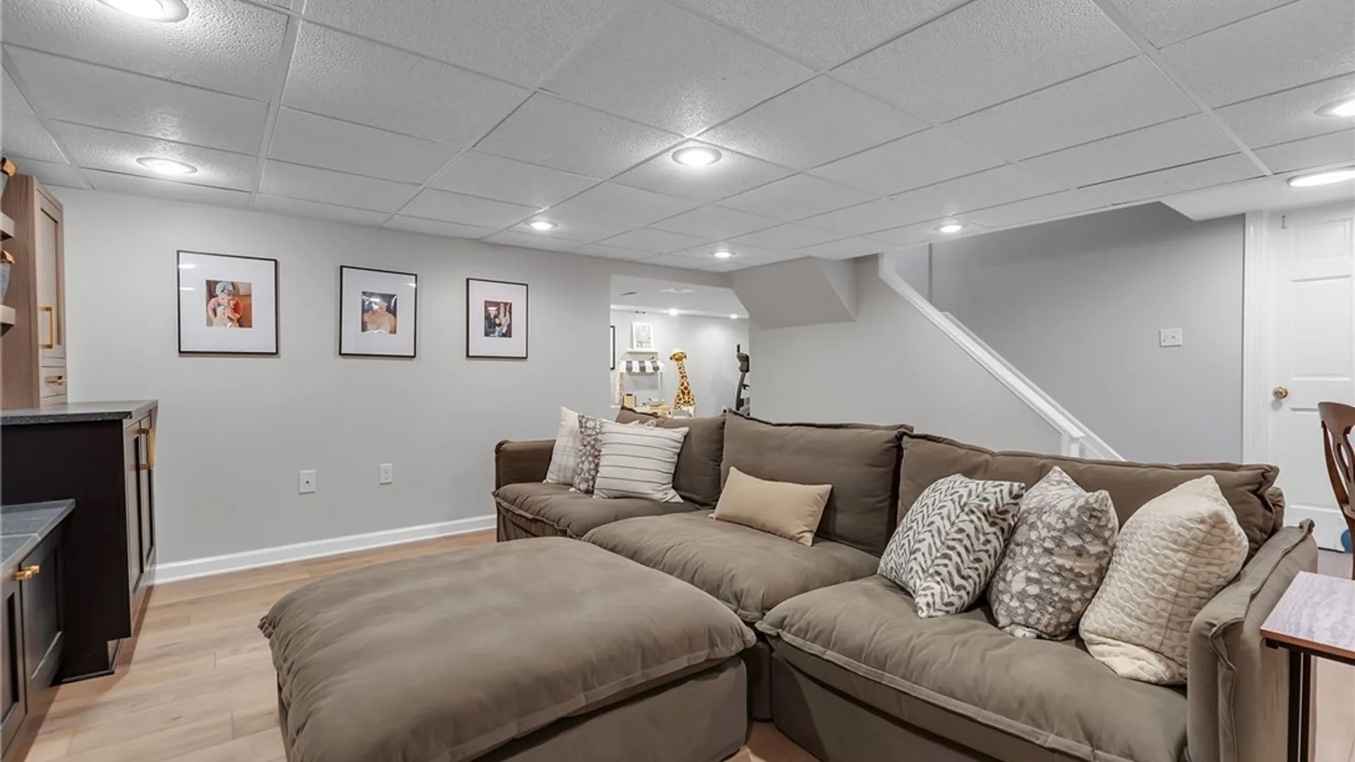 Property at 9357 Juniper Pl, Clarence, NY 14032 43