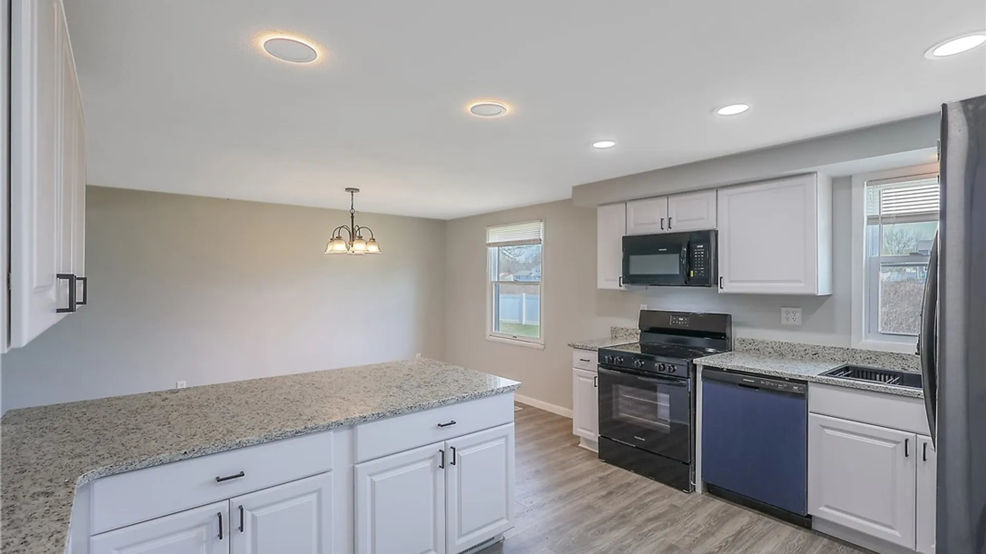 Property at 8026 Pickett Lane, Cicero, NY 13039 14